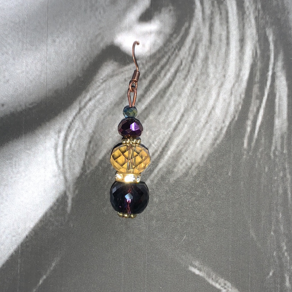 New Handcrafted Purple Dangling Drop Beaded Earrings 21$